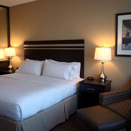 Holiday Inn Express & Suites Golden By Ihg Bagian luar foto