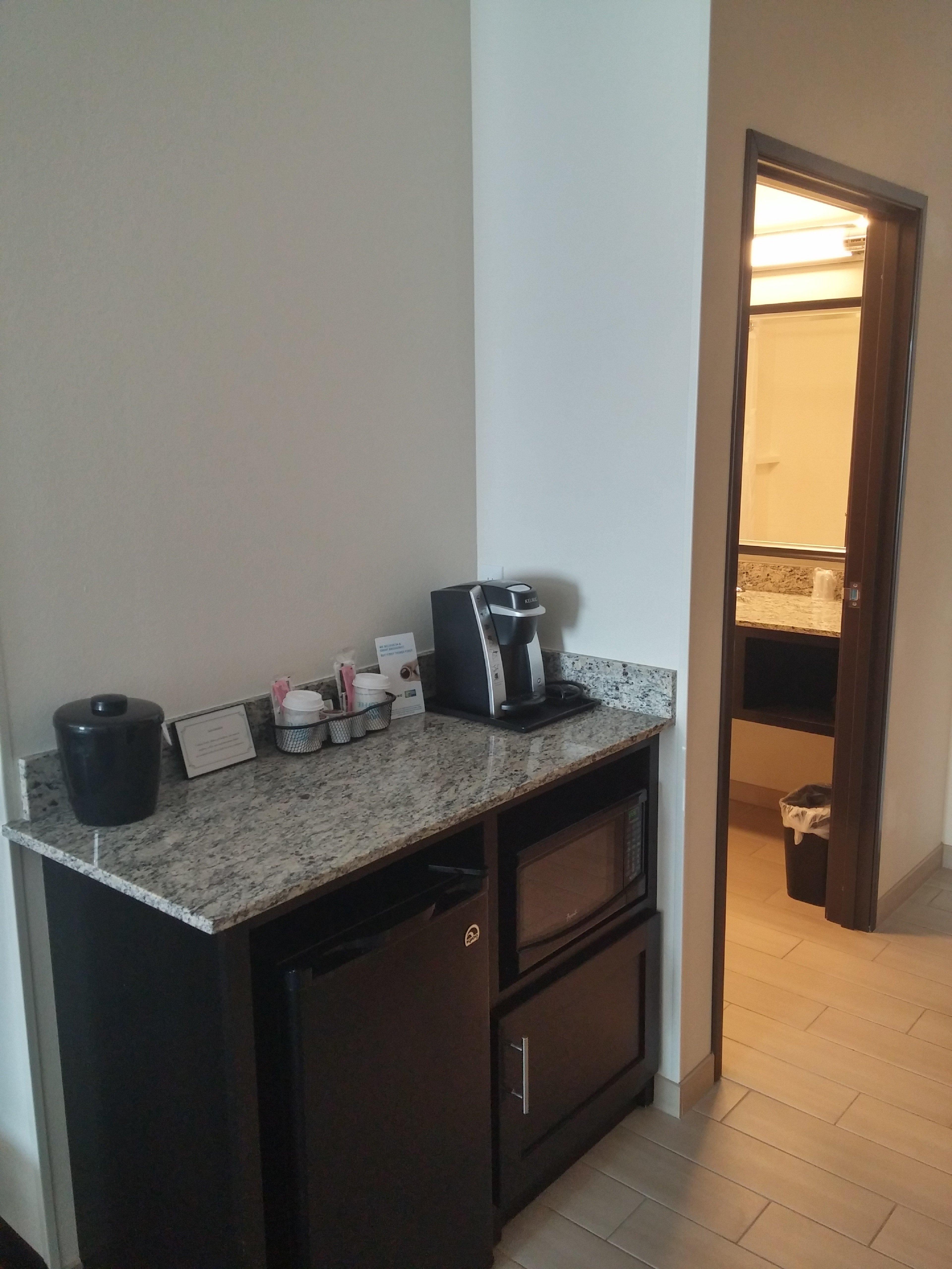Holiday Inn Express & Suites Golden By Ihg Bagian luar foto