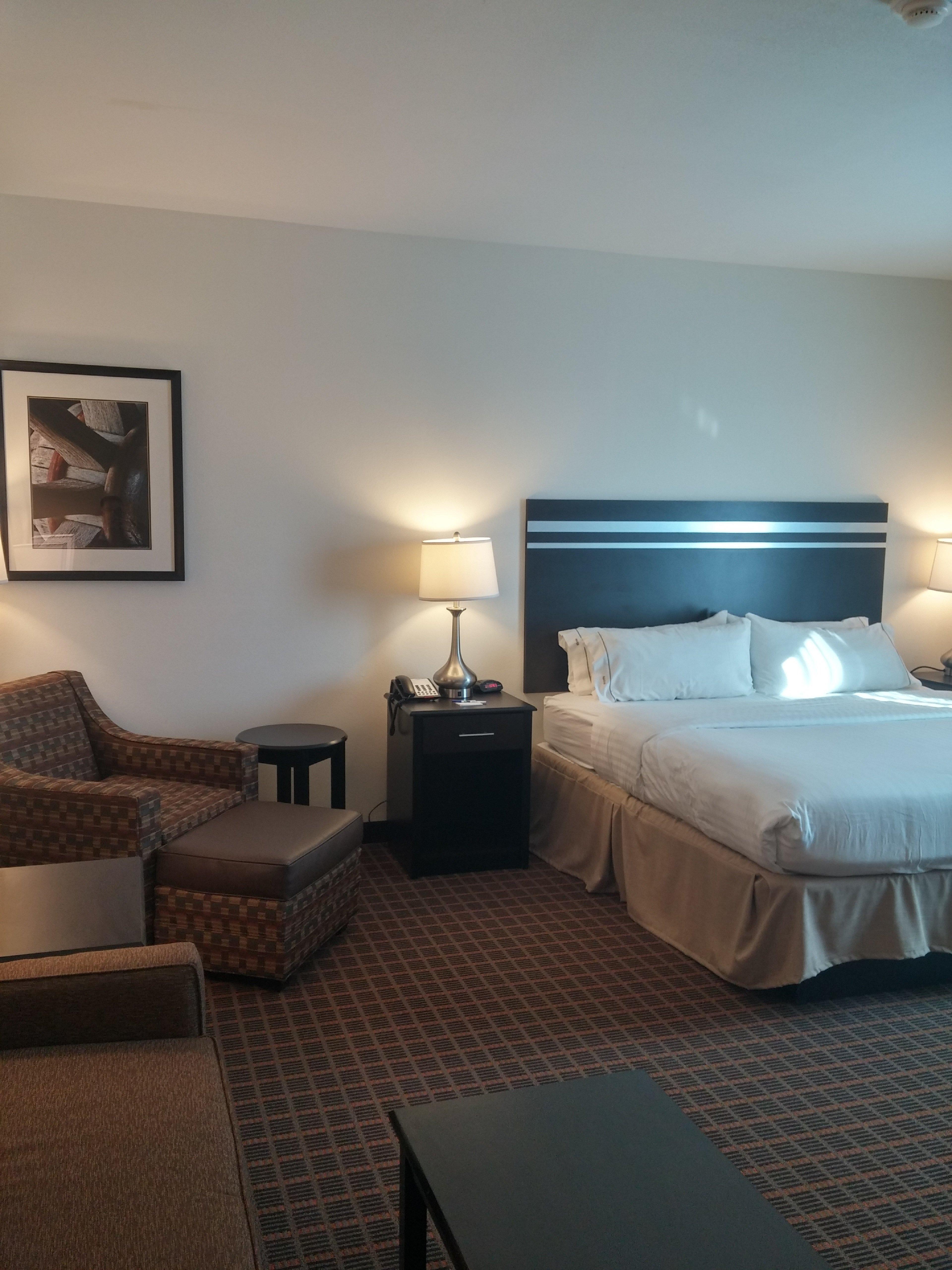 Holiday Inn Express & Suites Golden By Ihg Bagian luar foto